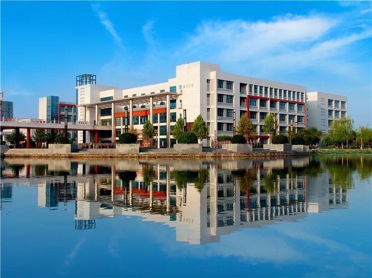 河南工学院 学院简介