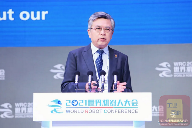 世界工程组织联合会主席、中国电子学会副理事长龚克